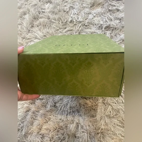 Limited edition giant Gucci box with magnet flap